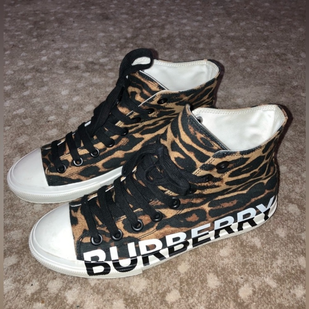 COPY - Men's Leopard Logo Burberry High Top Fashion
Sneakers 39.5